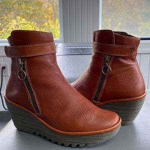 Beautiful Fly London boots size 38